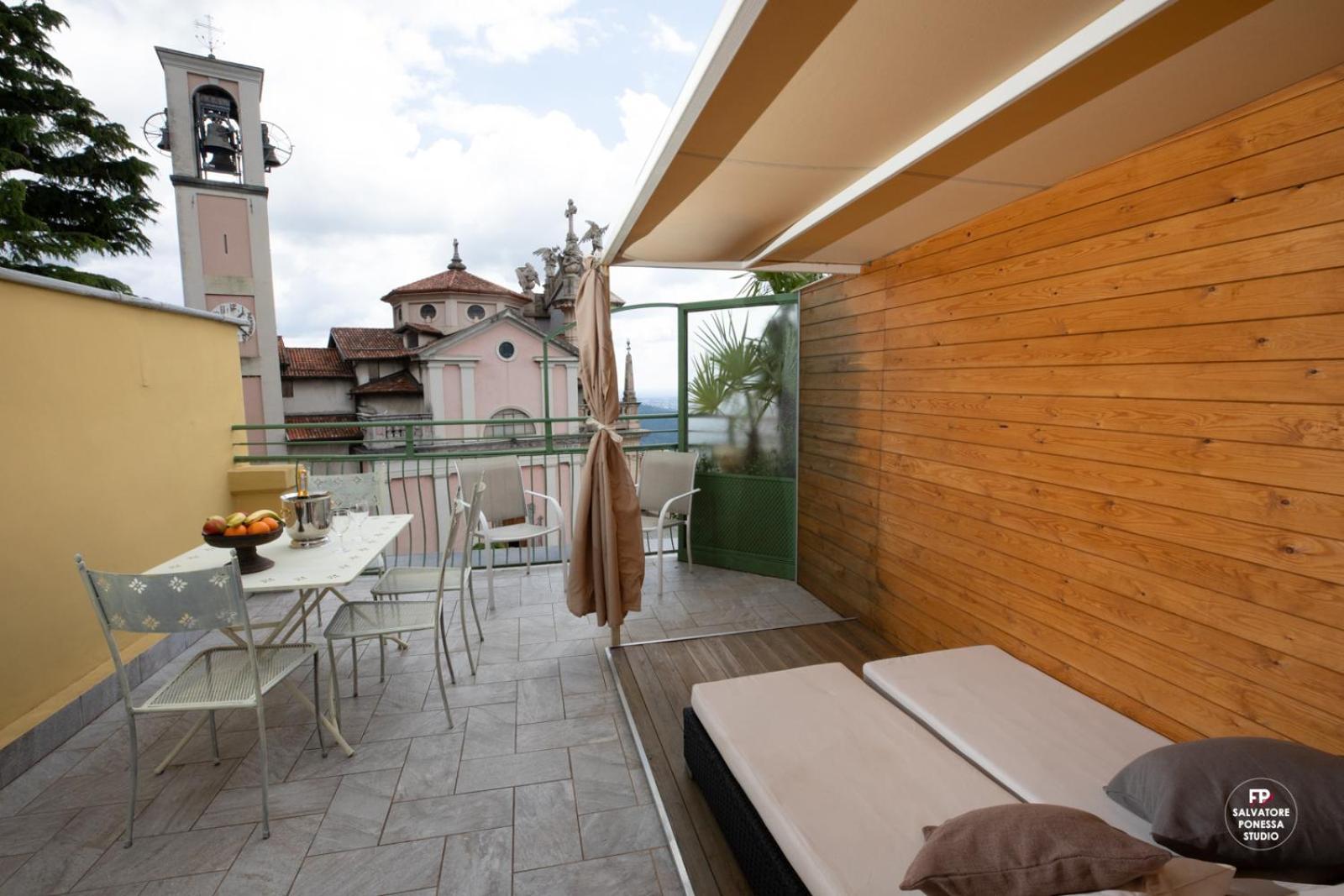 Hotel Vista Lago Брунате Екстериор снимка